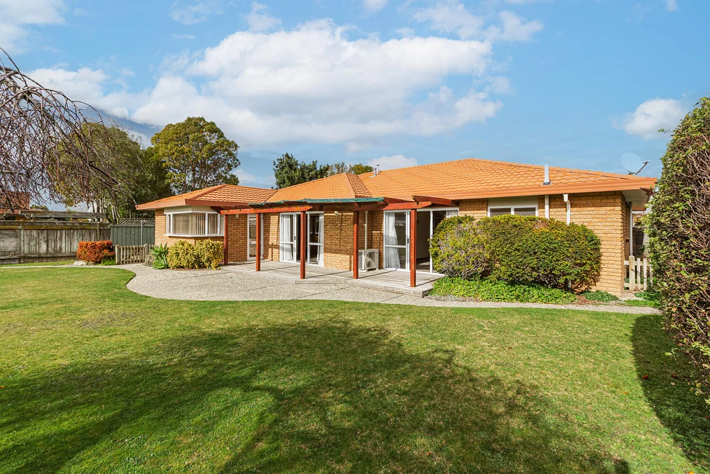 Taradale 3 Bedroom Immediate Possession Available