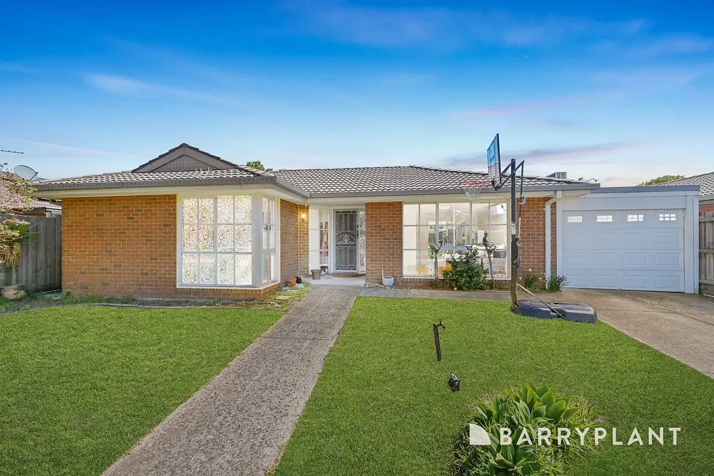 32 Ashfield Drive, Berwick, VIC 3806