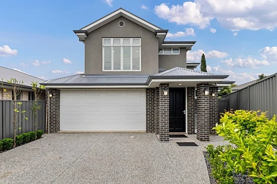 Rostrevor 4Kwarto Custom Craftsmanship Meets Flawless Family Function