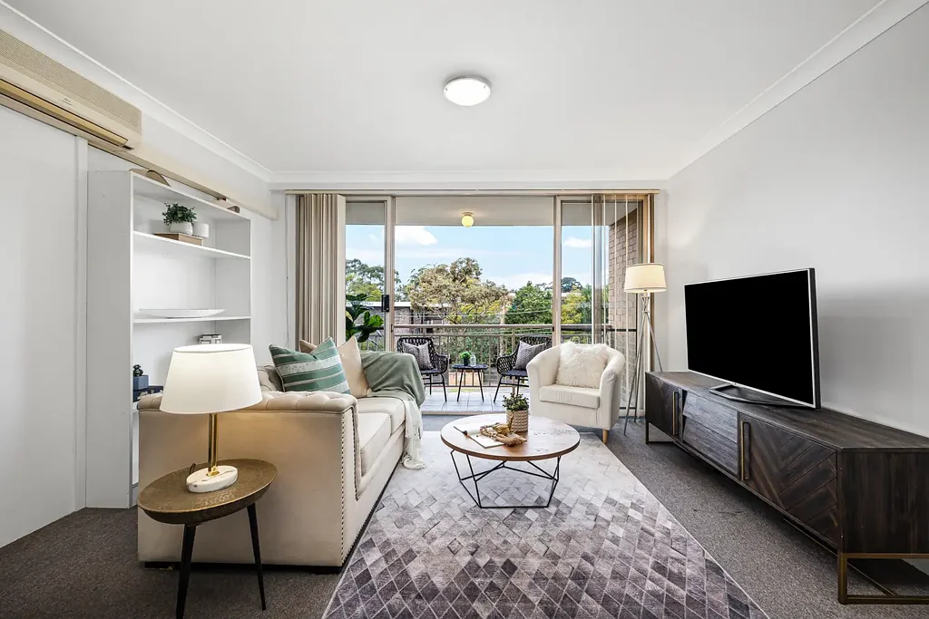 West Ryde 2Kwarto Spacious Full Brick Apartment - Walk to Station and Shops