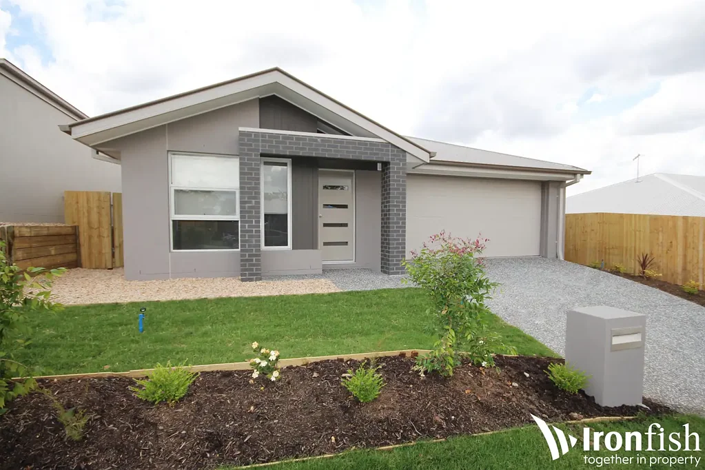 4 bedroom family home in the popular Rise Estate...