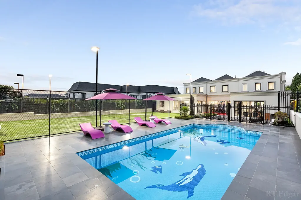 Canterbury 5Kwarto World-Class Luxury and Elite Entertainer