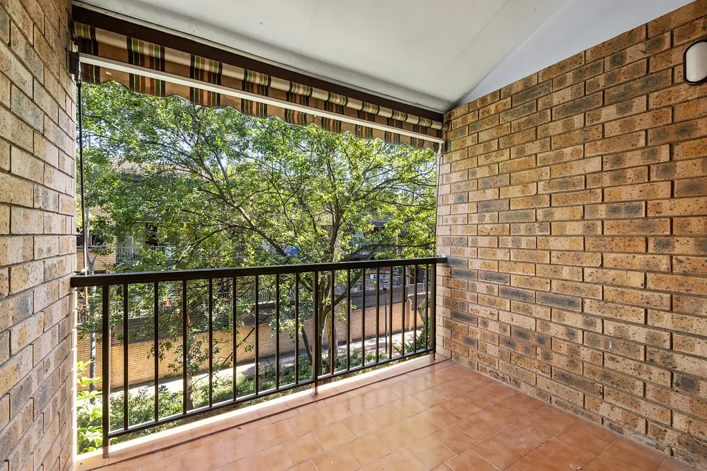 Oversized One Bedroom Apartment with Leafy Outlook & Secure Garage