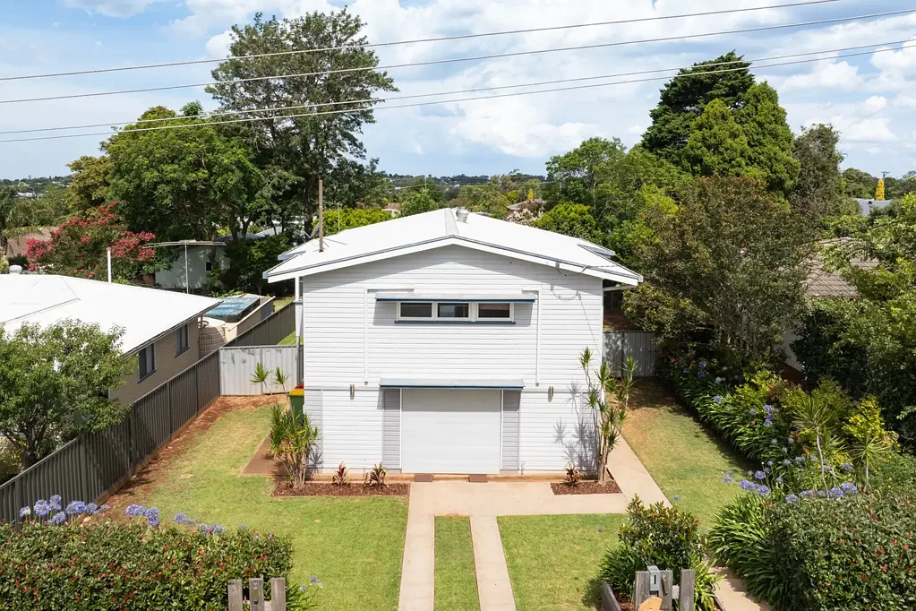 4 Corser Street, Centenary Heights, QLD 4350