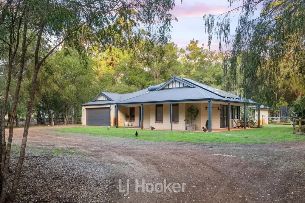12 Warlu Grove, Yalyalup, WA 6280