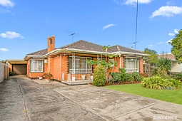 32 Huxtable Avenue, Altona North