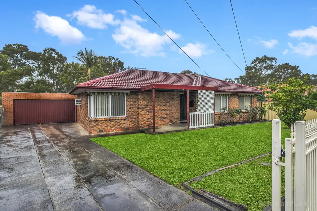 Noble Park 3침실 YOUR OPPORTUNITY TO STOP RENTING AND START OWNING!
