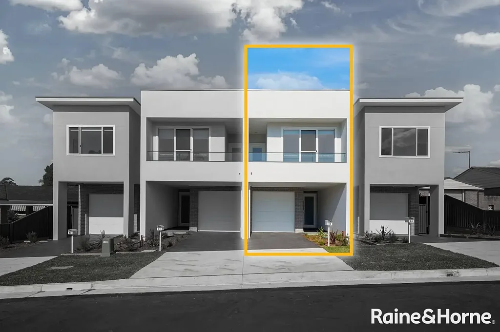8B Jacana Place, Ingleburn, NSW 2565