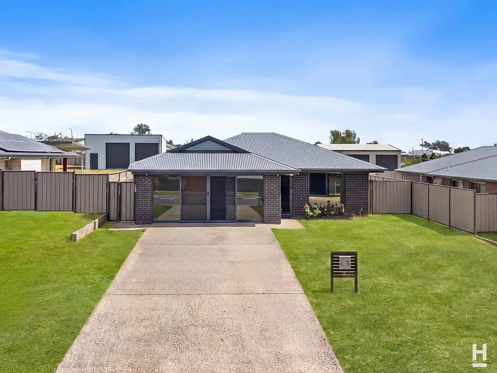 Gracemere 4Zimmer Spacious Family Living on a Huge 916m² Block