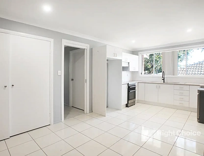 2/6 Platypus Way, Blackbutt, NSW 2529, 3房, 1浴, Apartment