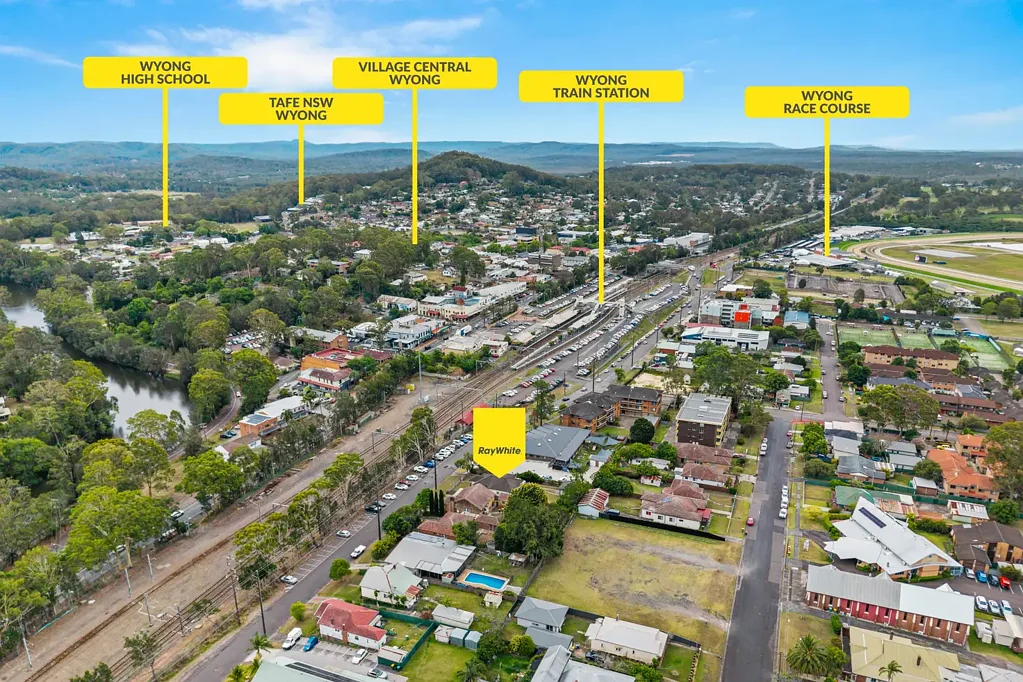 Wyong 3침실 R3 Medium Density Zoned - 300m from Train Station.