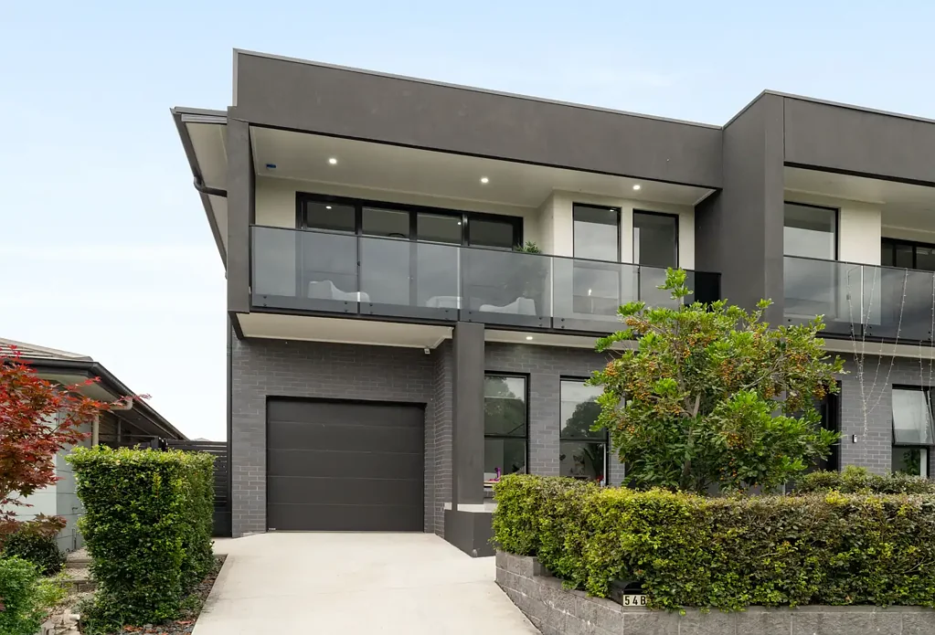 54B Howard Loop, Oran Park, NSW 2570