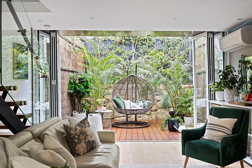 Nedlands 2 Bedroom ELEVATED EVERYDAY LIFESTYLE