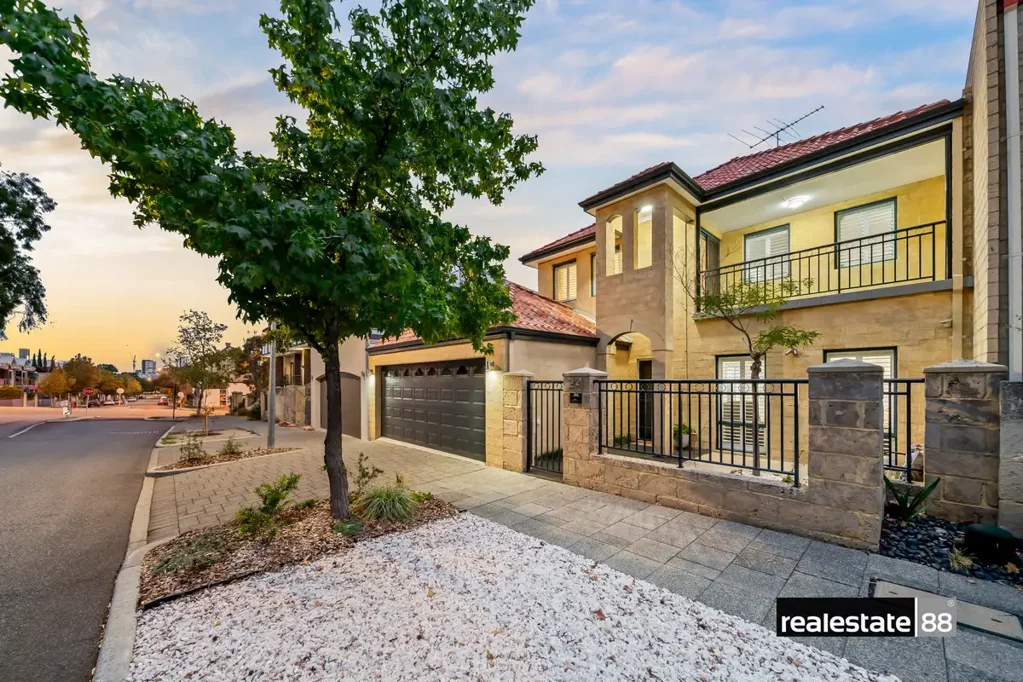 East Perth 4બેડરૂમ Effortless Living, Inside & Out
