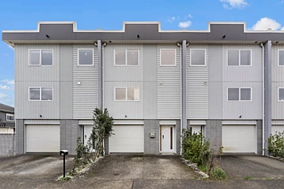 73 Bordeaux Parade, Te Atatu South, Te Atatu South, Waitakere City