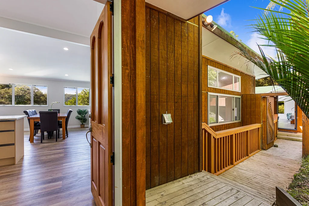 19 Te Aute Ridge Road, Waitakere, Waitakere City, Auckland