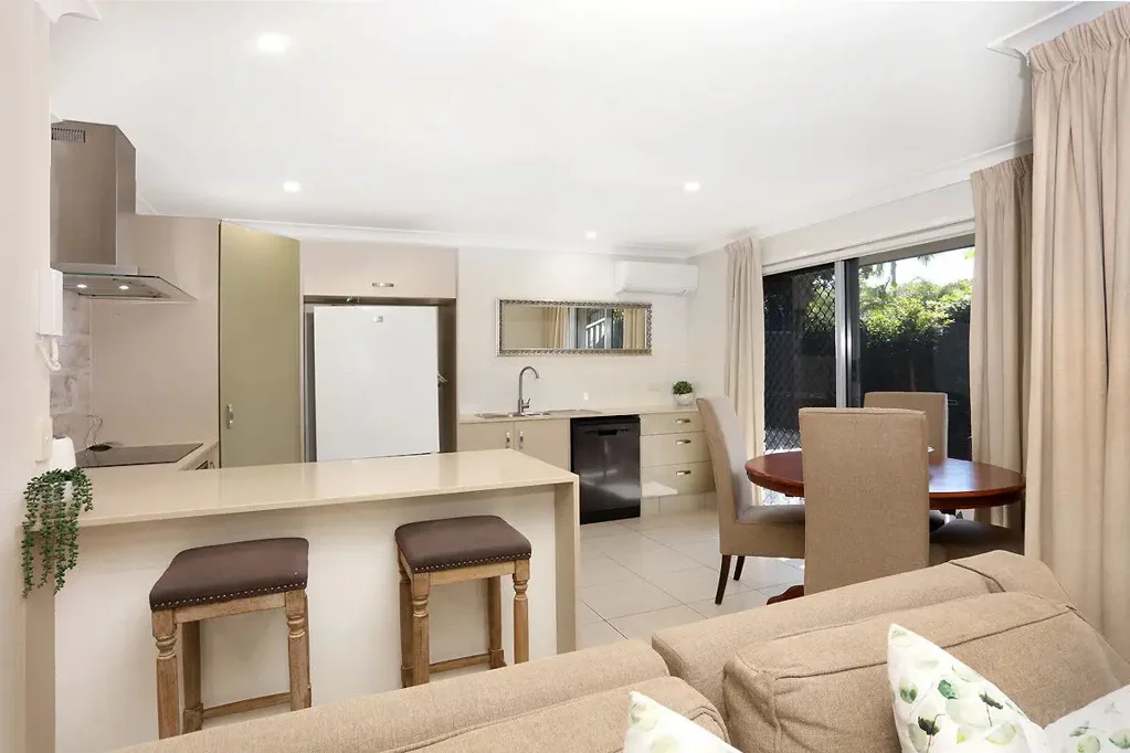 12/446 Pine Ridge Road, Coombabah, QLD 4216