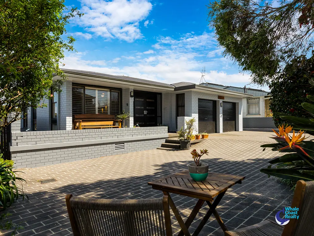 4 Farncombe Ave, Narooma, NSW 2546