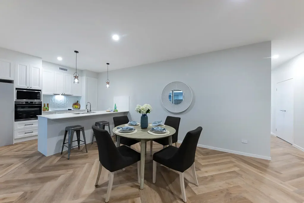 Stunning & Stylish Townhouse, Only A Short Walk To Maroochy River