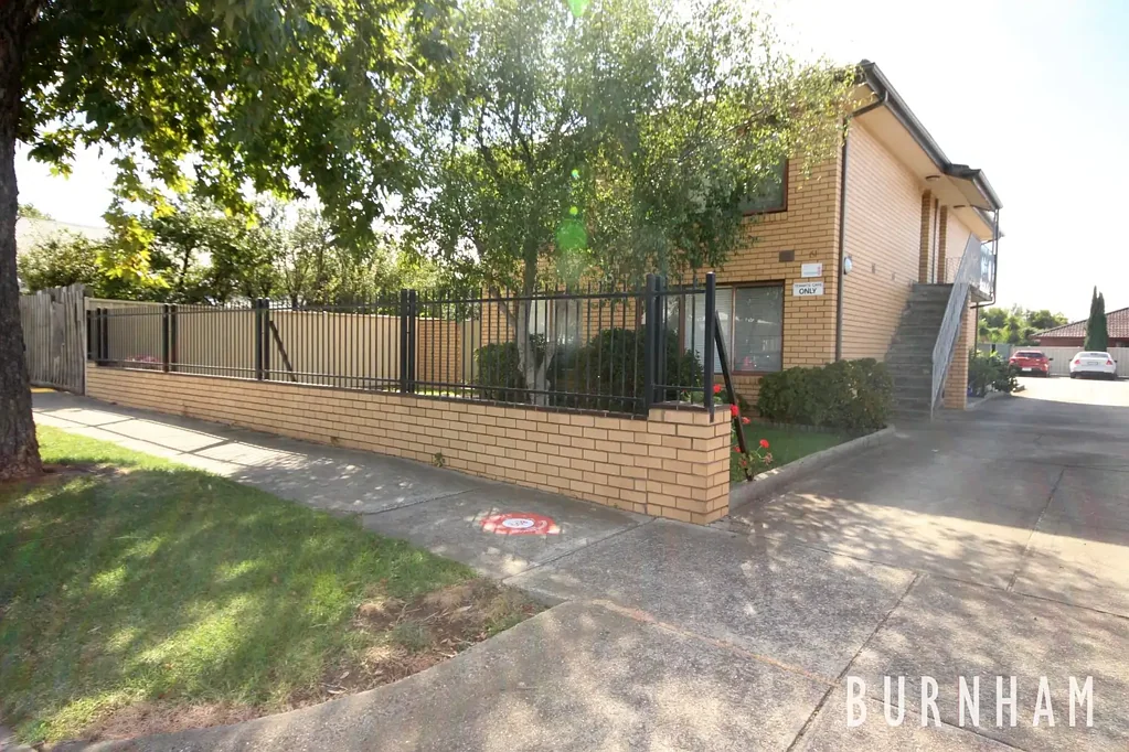 Affordable One-Bedroom Apartment in a Convenient Footscray Location