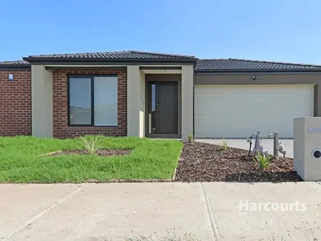 Spacious Family Living in the Heart of Wallan