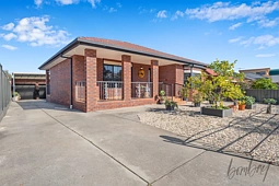 48 Bicentennial Crescent, Meadow Heights