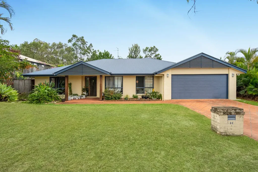 16 Huxley Court, Pacific Pines, QLD 4211
