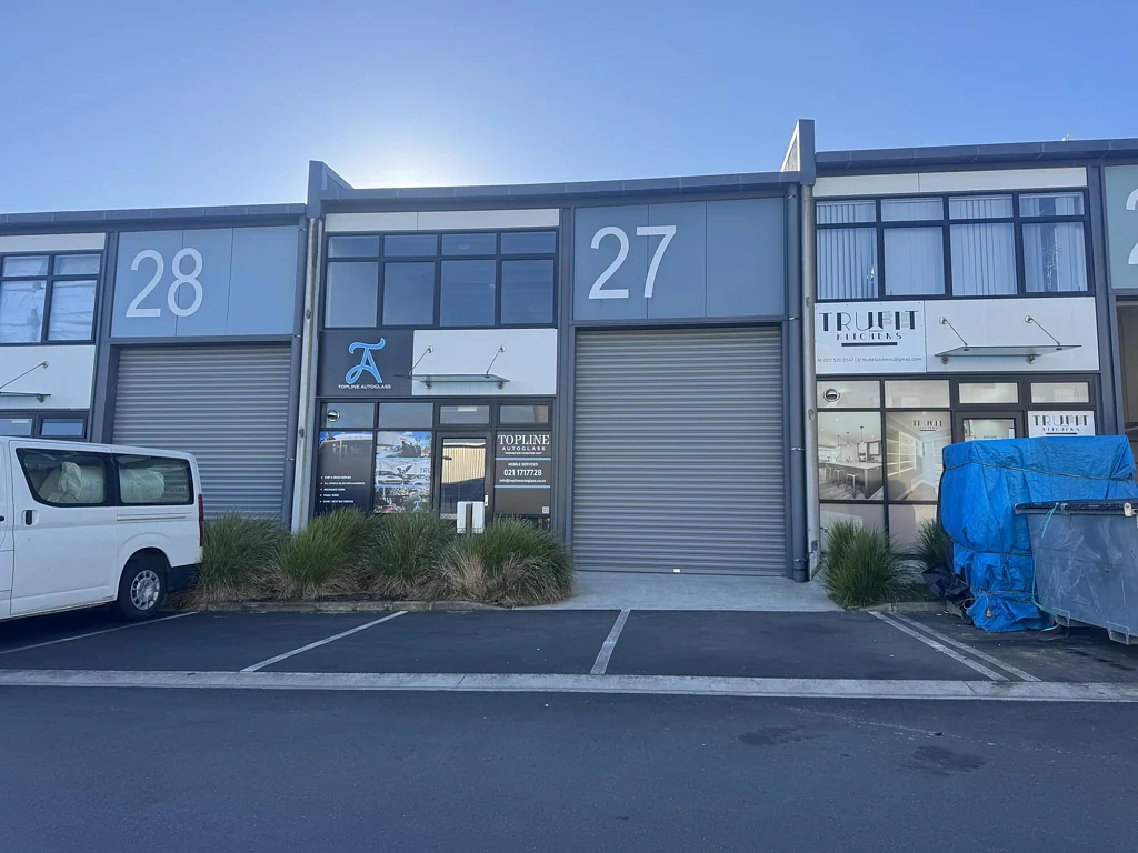 Wiri  Modern Industrial within secure complex