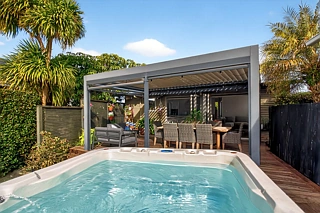 102 Walmer Road, Point Chevalier, Auckland City