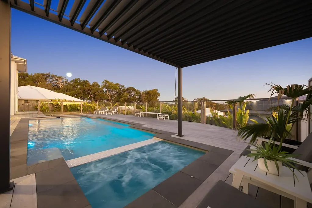 Peregian Springs 5ਬੈੱਡਰੂਮ Luxury Multi-Generational Living on 1,108m²