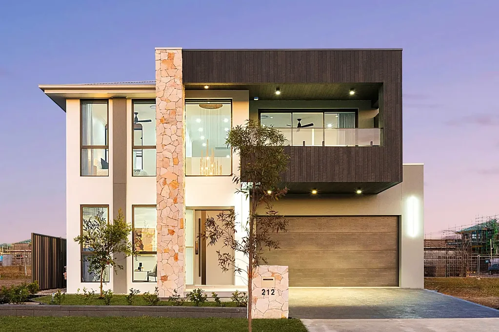 Marsden Park 5 Bedroom Brand-New Architectural Masterpiece with Beautiful Outlook