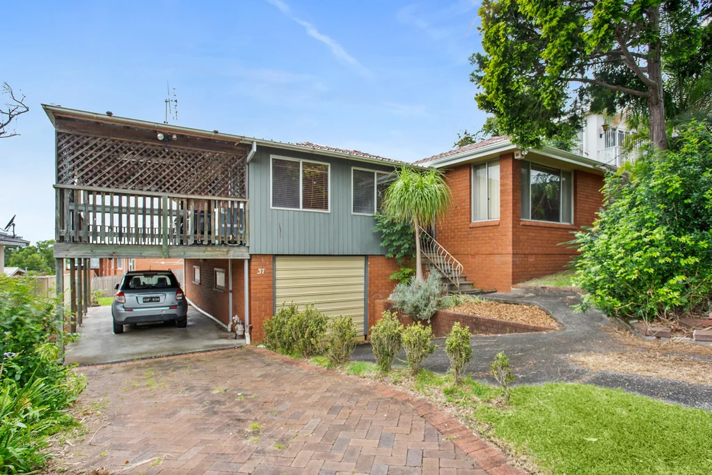 37 Cypress Avenue, Figtree, NSW 2525