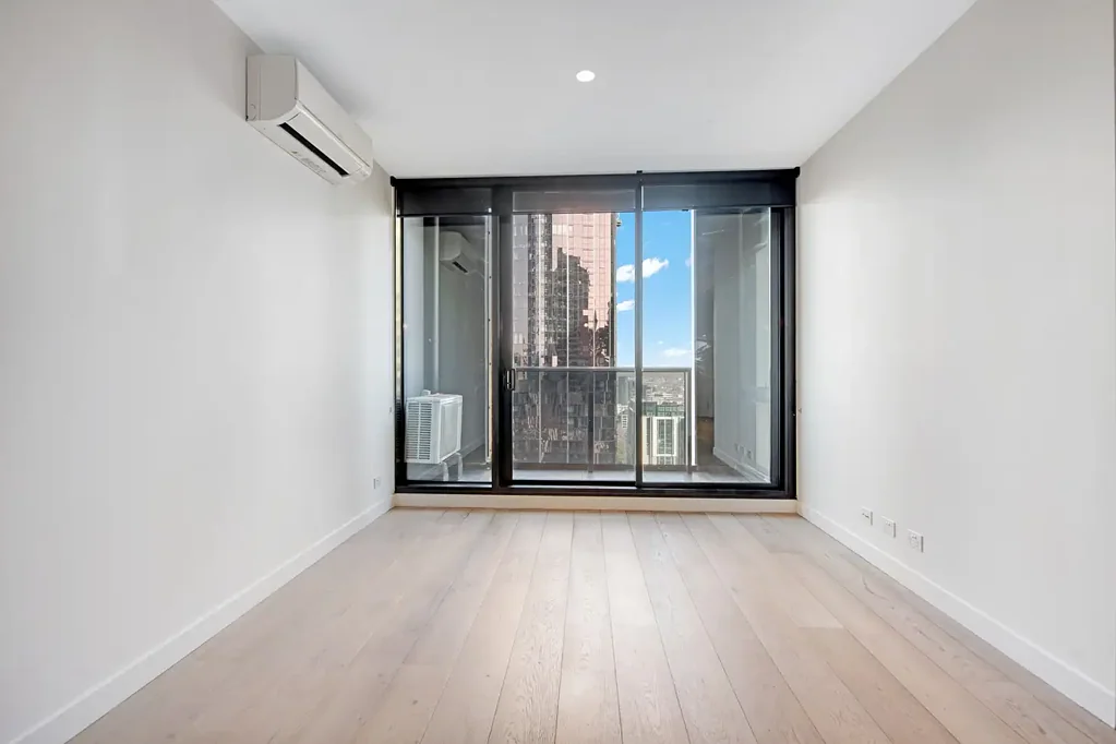 View, lifestyle and convenience!