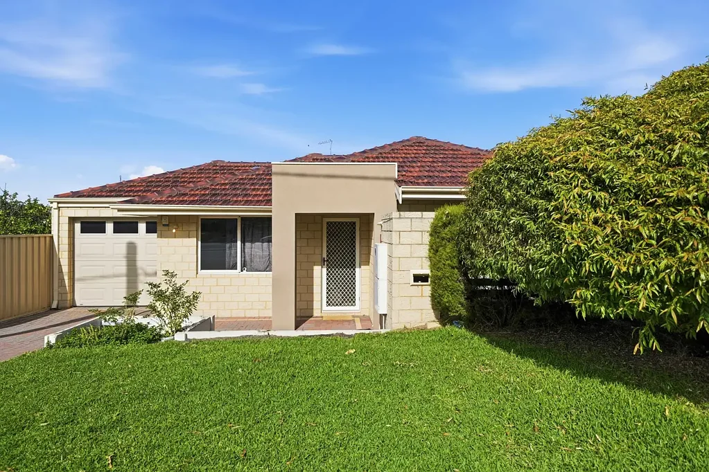 4A Debenham Street, Thornlie, WA 6108