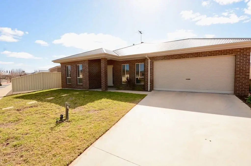 Mildura  MAGNIFICENT OFF MARKET SALE