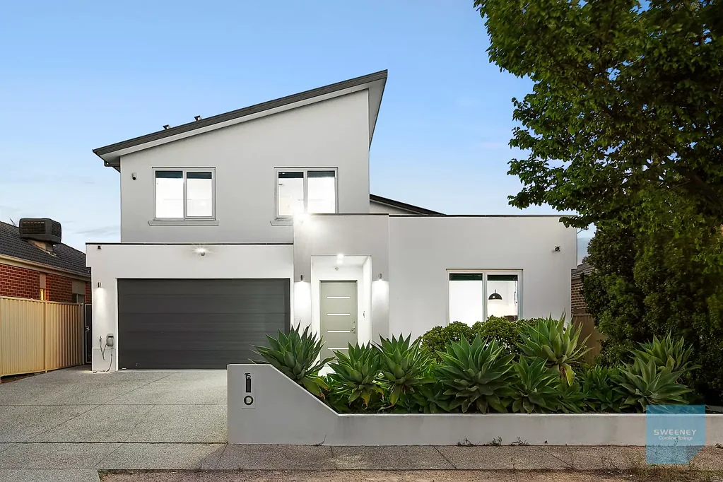 Caroline Springs 4Kwarto Exceptional Family Home in the Heart of Caroline Springs