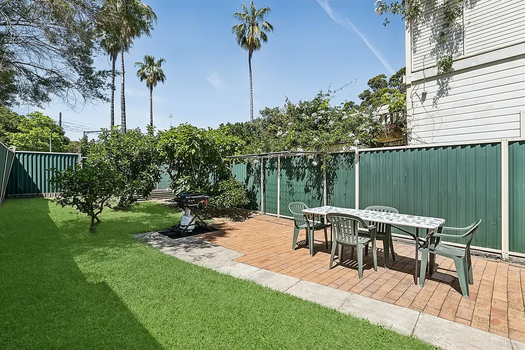 Mortdale 1ਬੈੱਡਰੂਮ Delightful cottage located in very convenient location