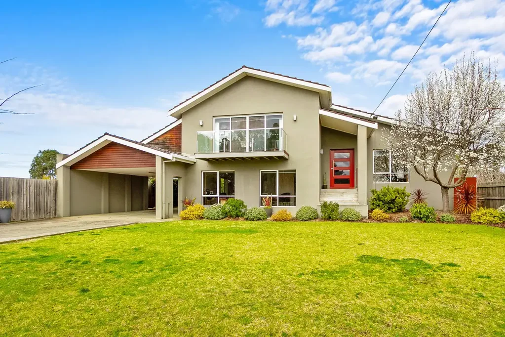 8 McAlister Street, Stratford, VIC 3862