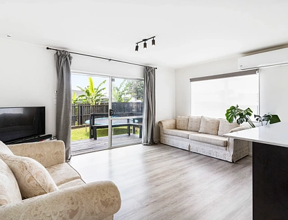 2/2 Hatherley Place, Clendon Park, Manukau City, 3 ਕਮਰੇ, 1 ਬਾਥਰੂਮ, House