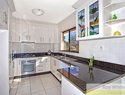 6/4-6 Morton Street, Parramatta, Parramatta (Northwest suburbs), 4 rūma, 2 rūma horoi, Townhouse