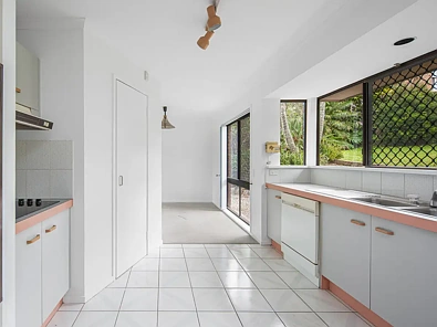 81 Pallert Street, Middle Park, QLD 4074, 3 Bedrooms, 1 Bathrooms, House
