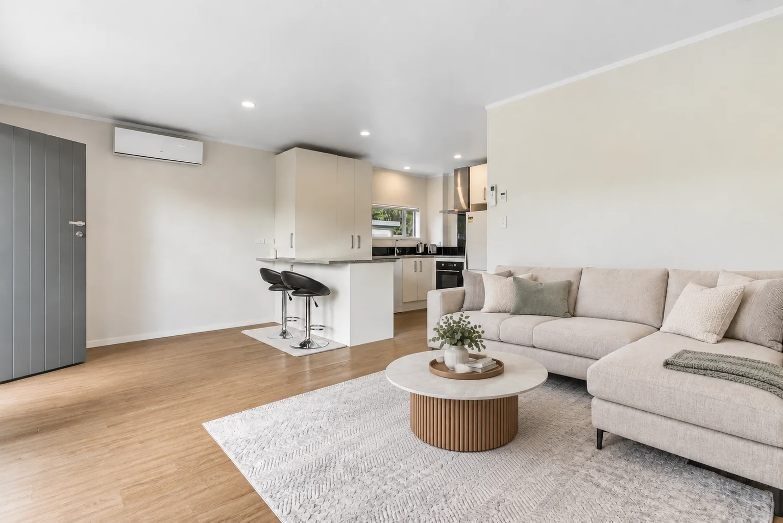 1/30 Chartwell Avenue, Glenfield, photo 2
