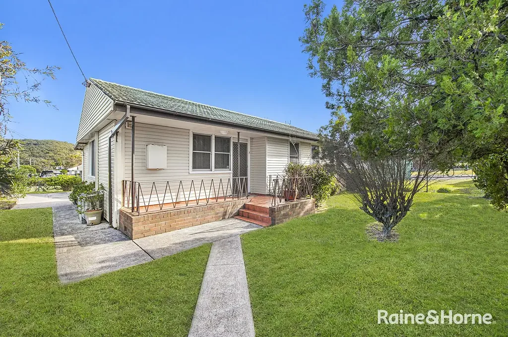 22 Alexander Avenue, Caves Beach, NSW 2281