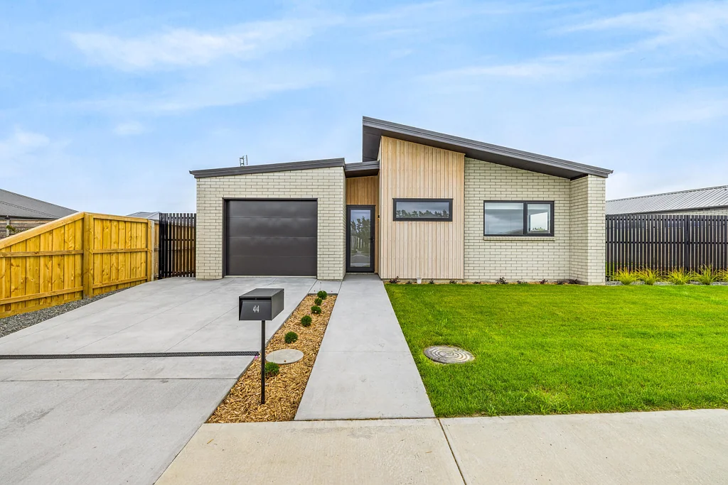 Amberley 2房  Retirement Living Done Differently