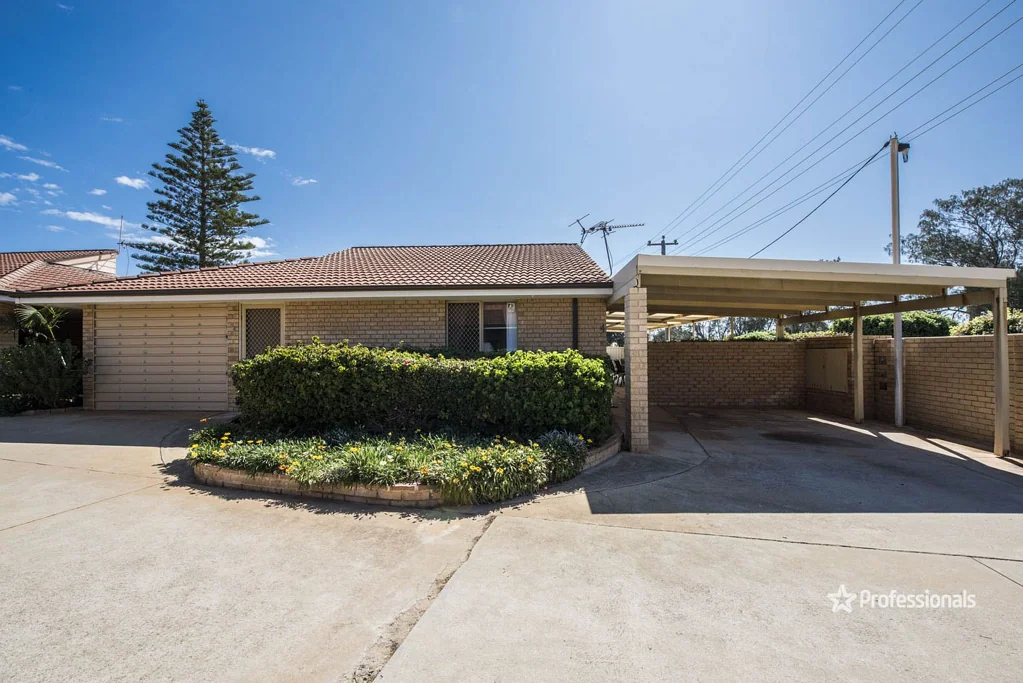 4/226 Willcock Drive, Mahomets Flats, WA 6530