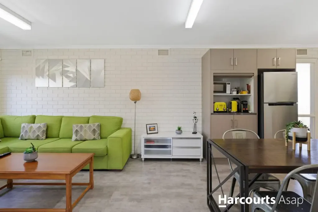 Affordable Coastal Living in Rhyll
