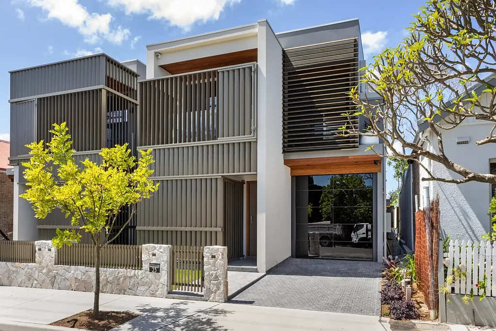 Lilyfield 4 Bedroom Architect-designed residence of rare calibre