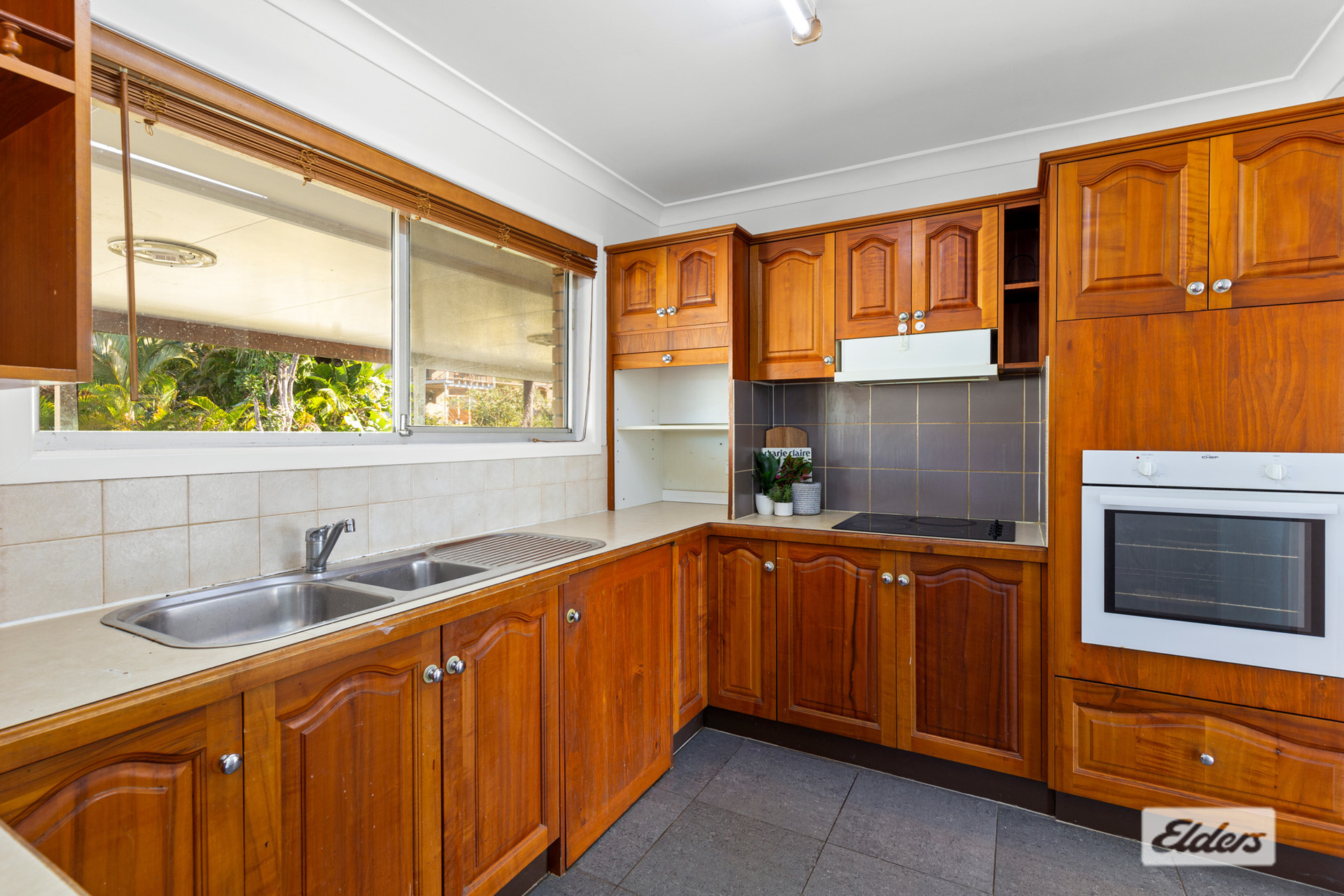 19 LAVER ST, MACGREGOR QLD 4109, 0房, 0浴, House