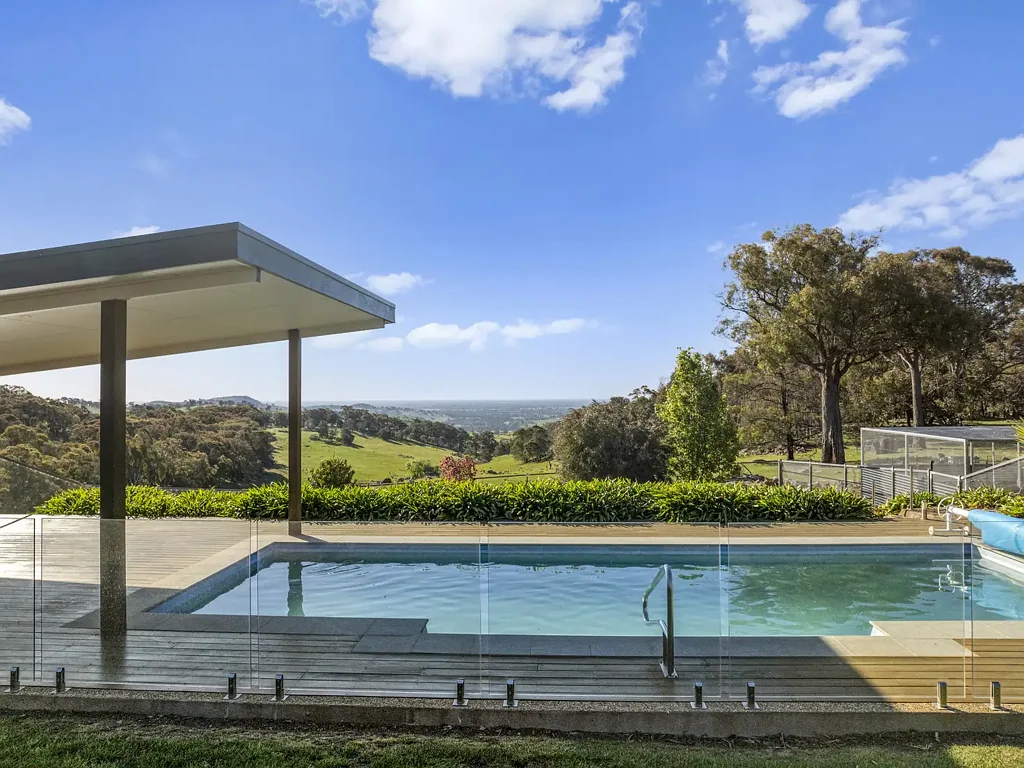 Marraweeney 'Marramarleh' - Beautiful 119 Acres -  Stunning Residence - Views - Shedding- Reliable Water - Stone Features