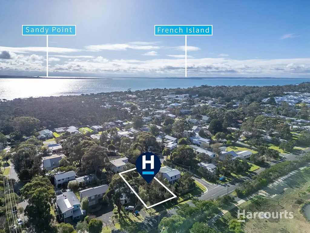 Cowes Versatile Coastal Opportunity – Walk to Red Rocks Beach